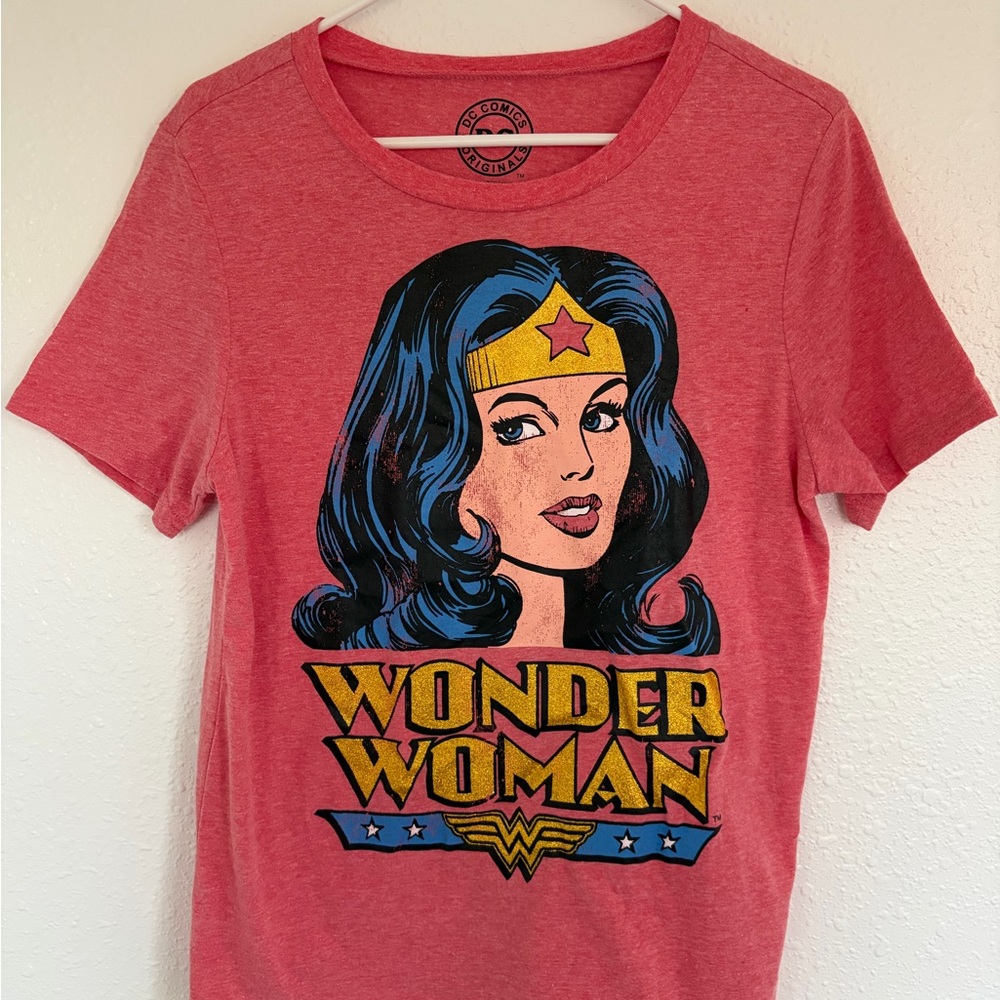 DC Comics Wonder Woman Tee - Red and Blue
